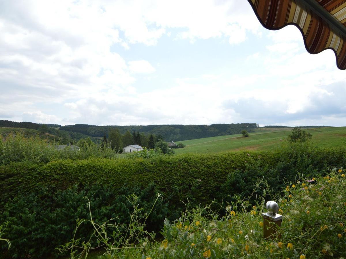 Cozy Holiday Home In Boevange Clervaux With Garden Extérieur photo